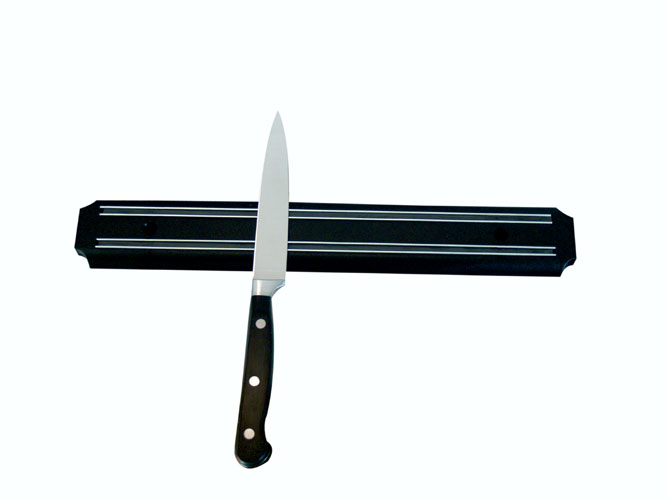 Magnetická lišta na nože 33 cm, černá
