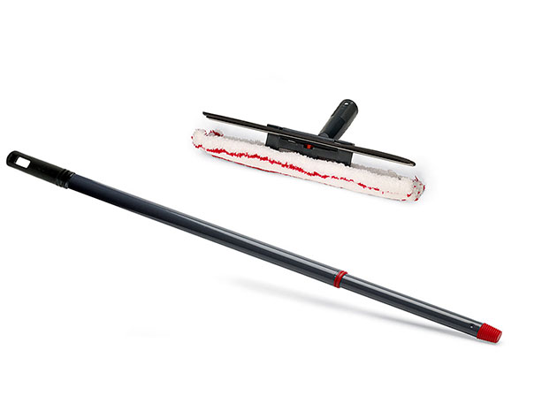 Stěrka na okna 30 cm, teleskopická tyč 130 cm Stěrka na okna 30 cm, teleskopická tyč 130 cm