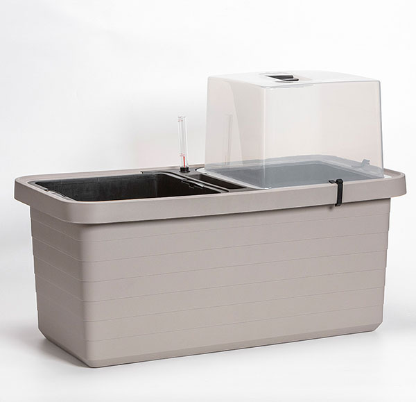 Pěstební poklop na samozavlažovací truhlík Berberis, transparentní víko 33x33x22 cm Pěstební poklop na samozavlažovací truhlík Berberis, transparentní víko 33x33x22 cm