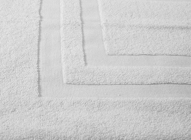 Koupelnová předložka Esso protiskluzová 40 x 70 cm, bílá Koupelnová předložka Esso protiskluzová 40 x 70 cm, bílá