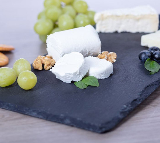 Servírovací břidlicové prkénko na sýr 16 x 26 cm, černá Servírovací břidlicové prkénko na sýr 16 x 26 cm, černá