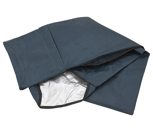 Clona na čelní sklo s magnety 7083 145 x 120 cm, stříbrná Clona na čelní sklo s magnety 7083 145 x 120 cm, stříbrná